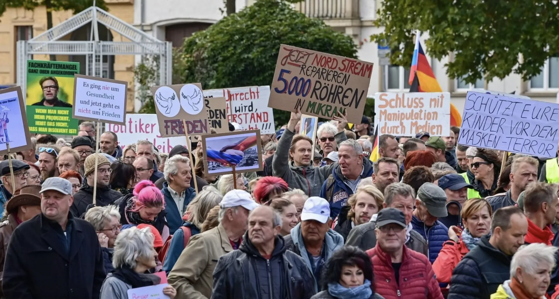 Group protest, fake news, populism