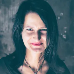 Photo of Agnieszka Legutko