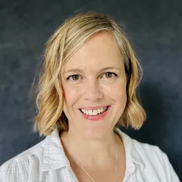 Photo of Julia Perrin